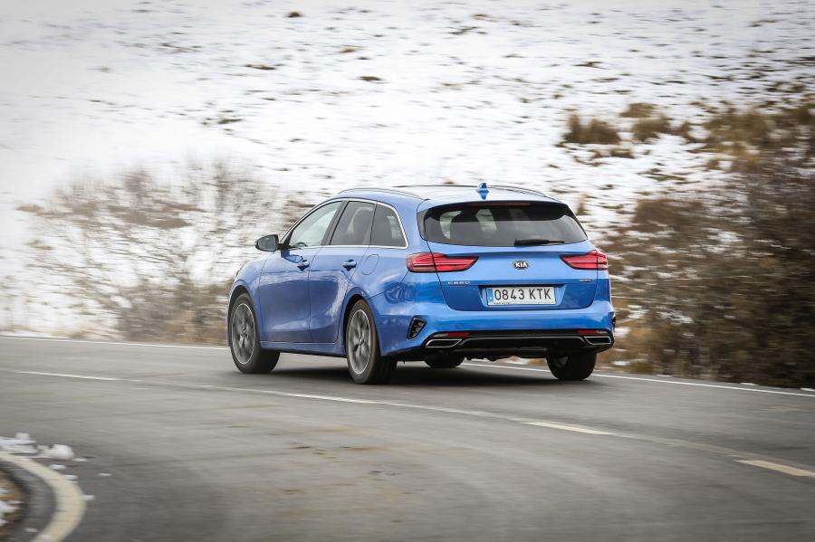  Kia Ceed GT Line Sportswagon 2018 года  (WW) (фото 30 из 30)